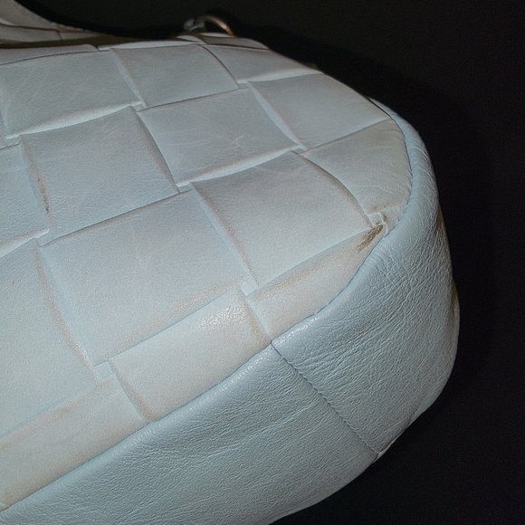 Jolie Fossil bag. Baby blue with basket weave textured design - Picture 3 of 12